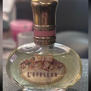 Vintage L’effleur women’s Parfum spray by COTY Rare .75 oz original formula new
